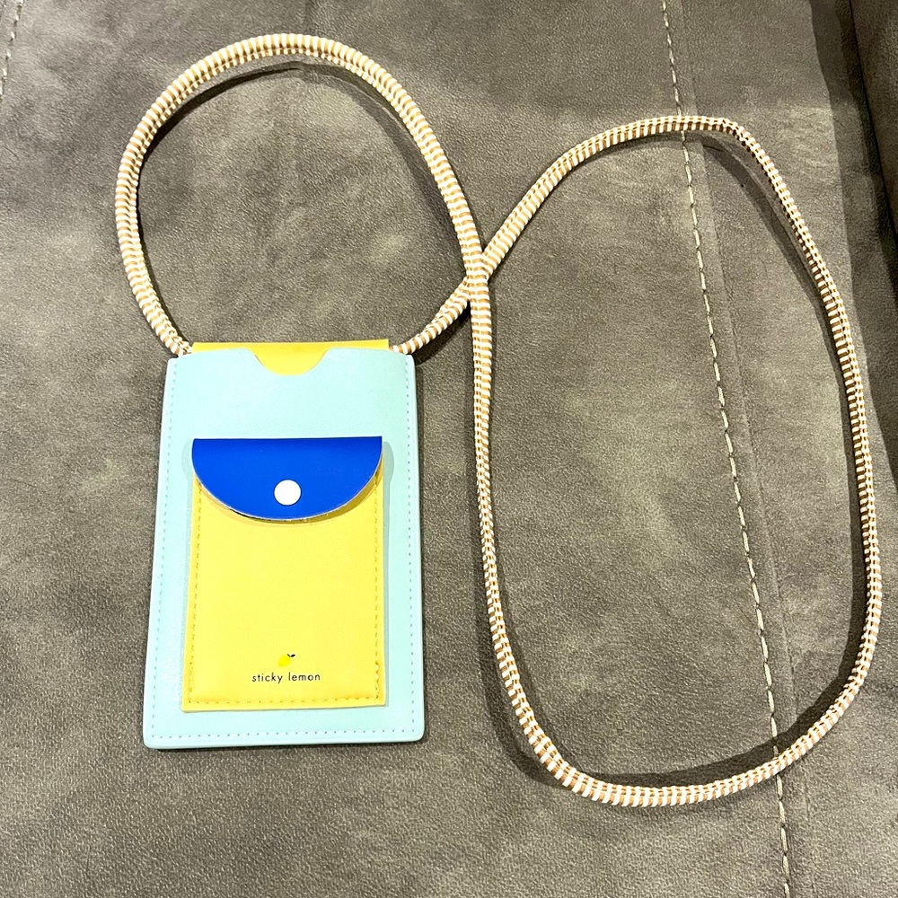 COPY - Sticky lemon xl farmhouse phone pouch.
